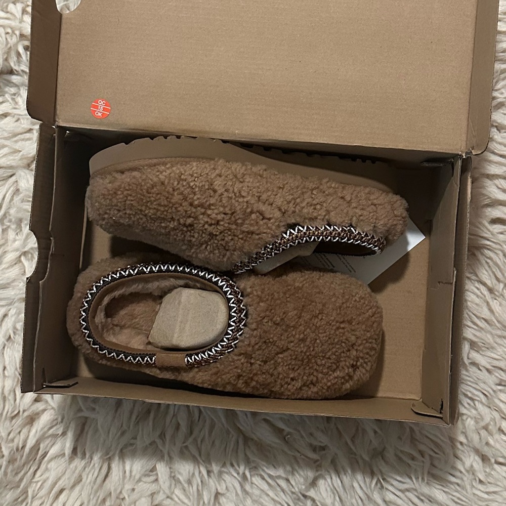 UGG TASMAN MAXI CURLY SLIPPERS